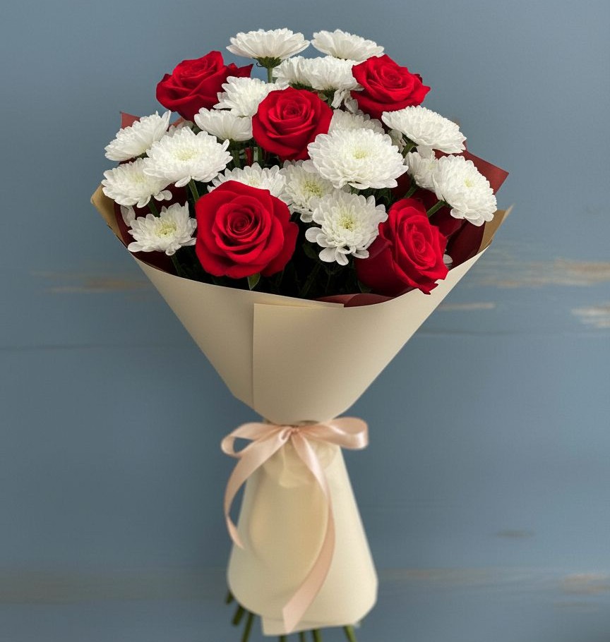 Букет цветов из: Розы и Хризантемы в Ханты-Мансийске