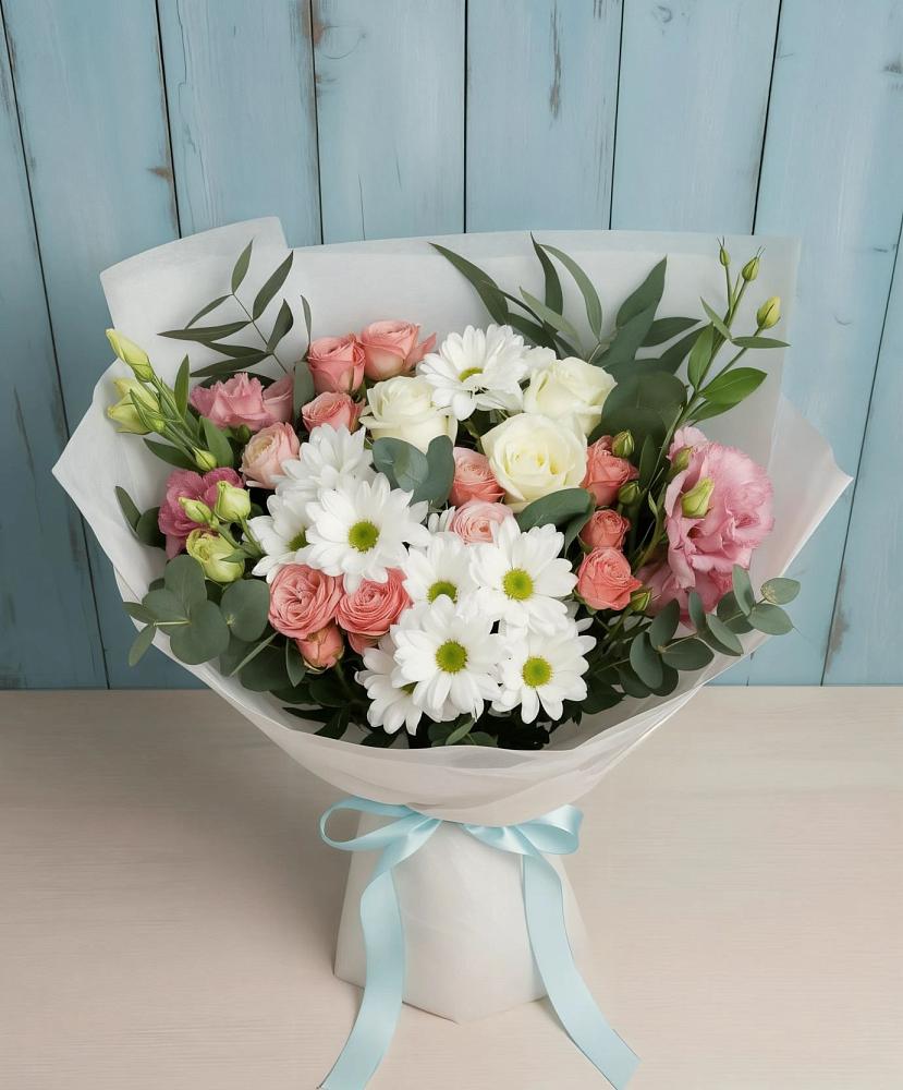 Букет цветов из: Розы, Лизиантусы и Хризантемы в Ханты-Мансийске