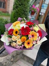 Букет цветов из:  Герберы, Ромашки, Хризантемы, Розы и Подсолнухи #REPLACE_PRED# Ханты-Мансийске