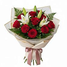 Букет цветов из:  Лилии и Розы в Ханты-Мансийске