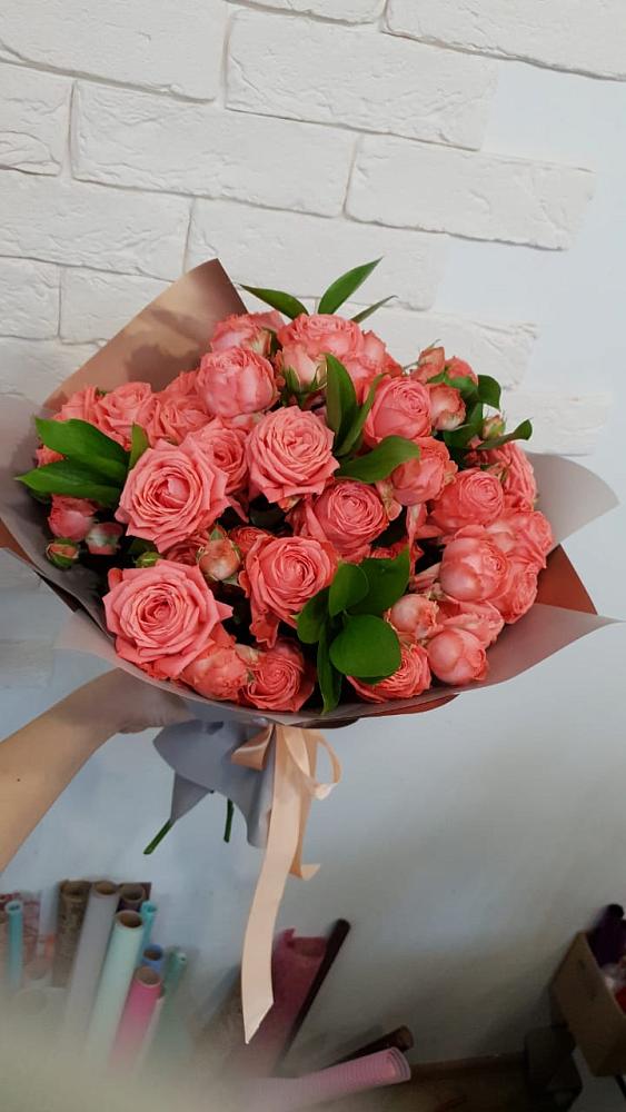 Букет цветов из: Розы в Ханты-Мансийске