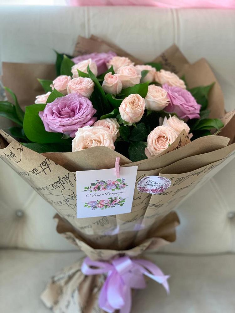 Букет цветов из: Розы в Ханты-Мансийске