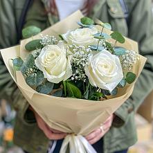 Букет цветов из:  Розы #REPLACE_PRED# Ханты-Мансийске