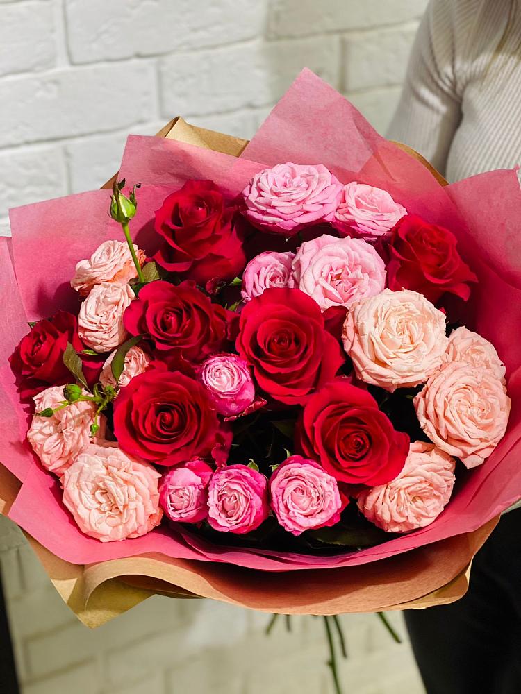 Букет цветов из: Розы в Ханты-Мансийске