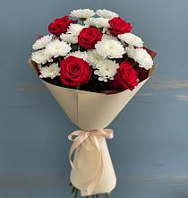 Букет цветов из:  Розы и Хризантемы в Ханты-Мансийске