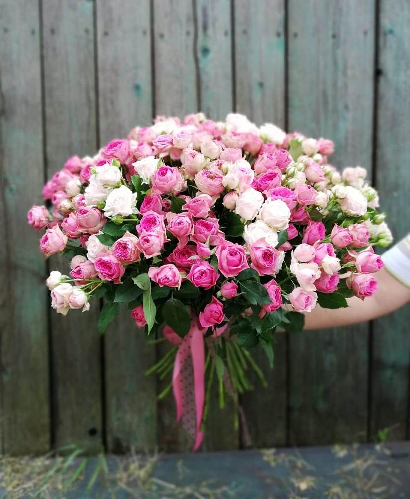 Букет Розовые кустовые розы Натали и Лав Лидия в Ханты-Мансийске
