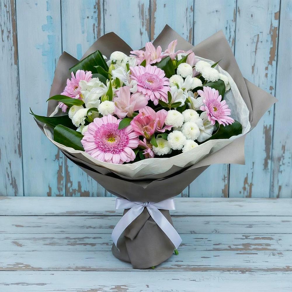 Букет цветов из: Герберы, Альстромерии и Хризантемы в Ханты-Мансийске