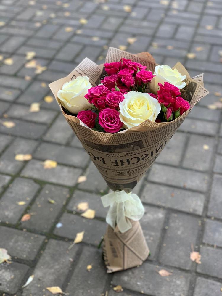 Букет цветов из: Розы в Ханты-Мансийске