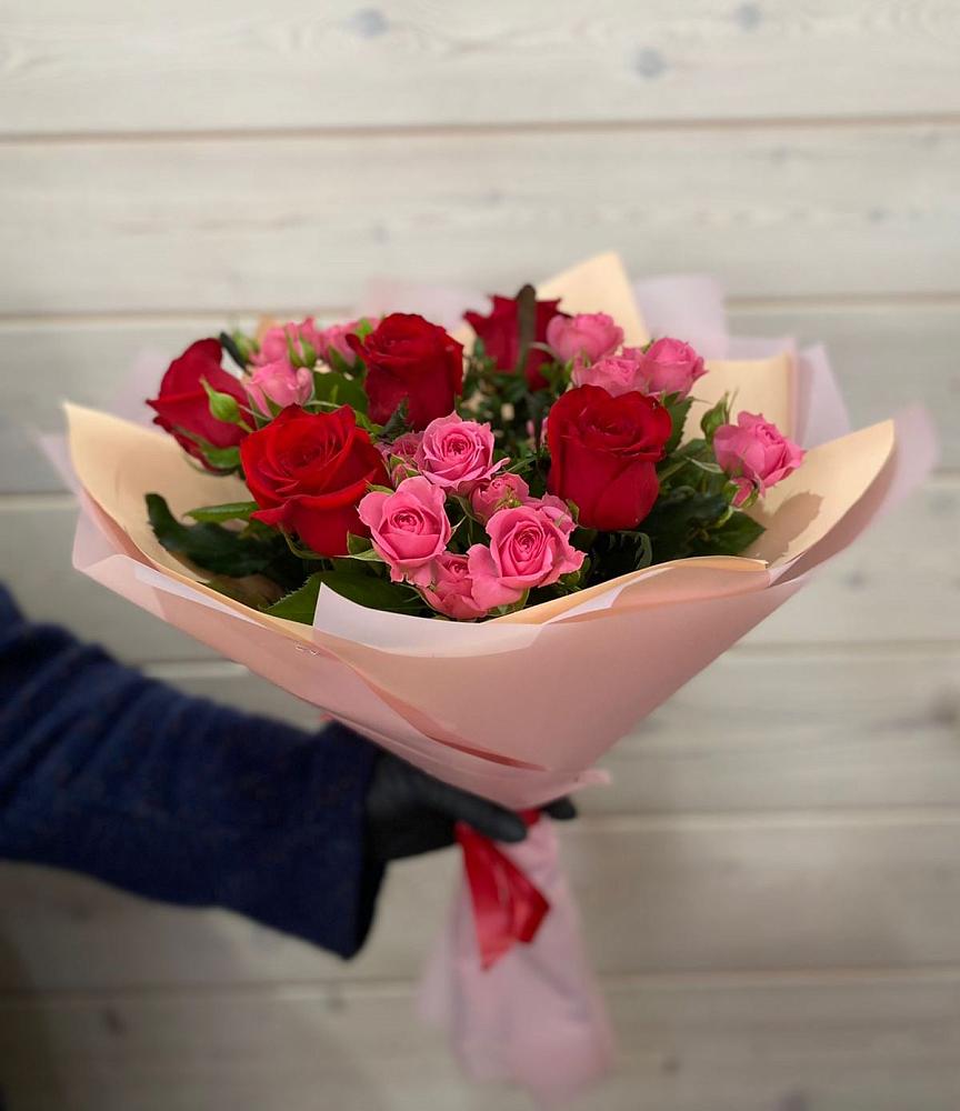 Букет цветов из: Розы в Ханты-Мансийске