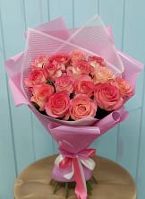 Букет 15 Розовых роз Равель в Ханты-Мансийске