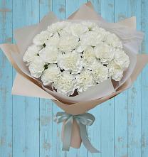 Букет цветов из:  Гвоздики в Ханты-Мансийске