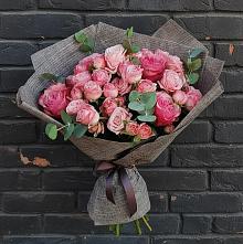 Букет цветов из:  Розы в Ханты-Мансийске